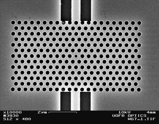 snímek nového detektoru pořízený elektronovým mikroskopem (foto University of Rochester)
