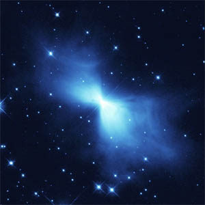 snímek galaxie Boomerang v nepravých barvách pořízený Hubbleovým telekopem (foto NASA)