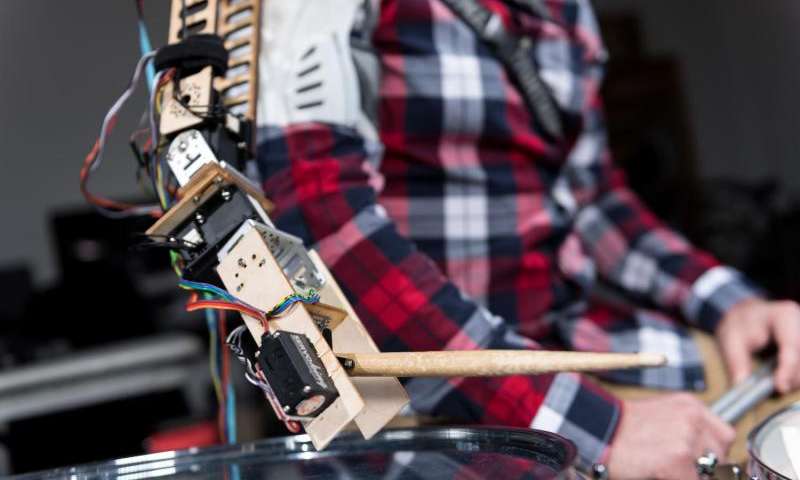 Robot pro hru na bicí, foto Georgia Institute of Technology: