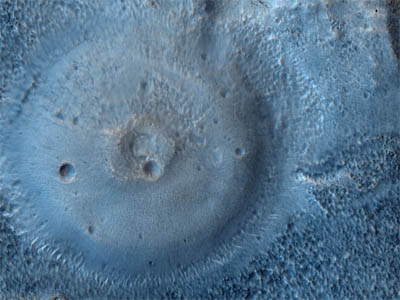 Infračervený snímek možné bahenní sopky na pláních severního Marsu (foto NASA).