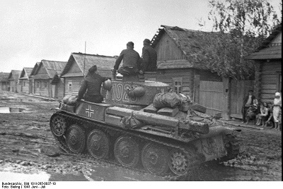 Tank Pz38(t) v Rusku v červnu - červenci 1941, foto Bieling. Tento obrázek podléhá licenci Creative Commons Attribution-Share Alike 3.0 Germany
